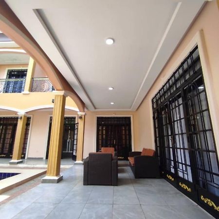 Résidence Chérel à Odza Minkan Yaoundé Exterior foto