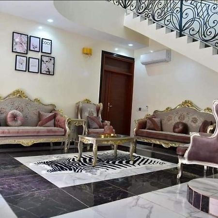 Résidence Chérel à Odza Minkan Yaoundé Exterior foto